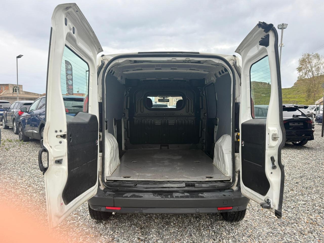 Fiat Doblo Doblò 1.6 MJT 105CV PL-TN Cargo Maxi Lamierato SX E5+