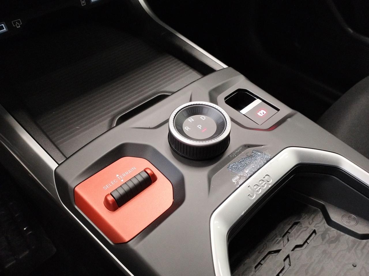Jeep Compass 1.2 Turbo 48V e-Hybrid First Edition