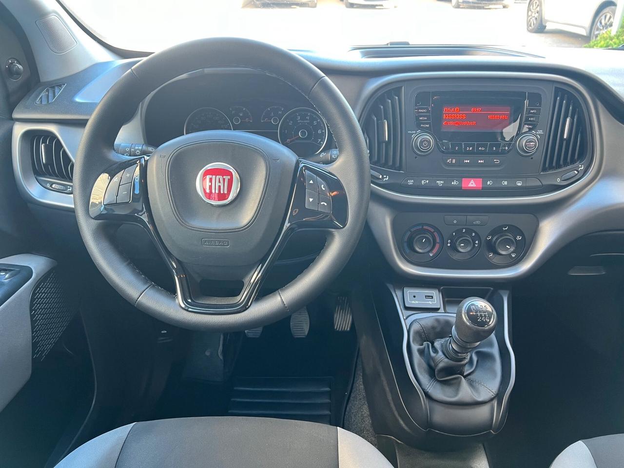 Fiat Doblo 1.6 mjt 16v POP STAR 120cv AUTOVETTURA CLIMA/TEL.