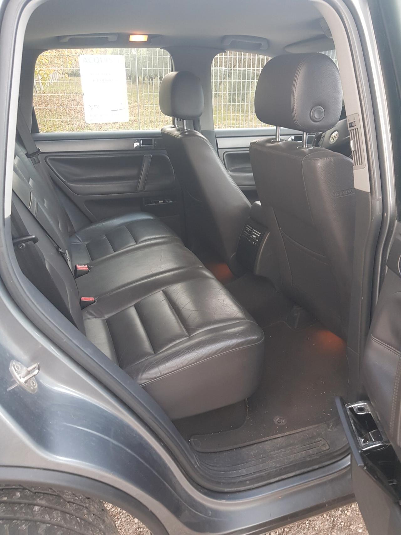 Volkswagen Touareg 2.5 tdi