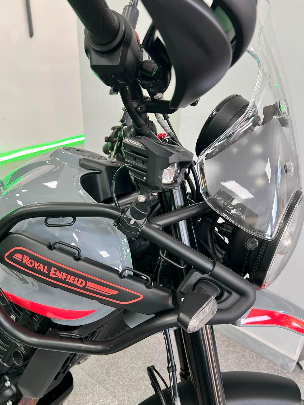Royal Enfield Himalayan 450 super