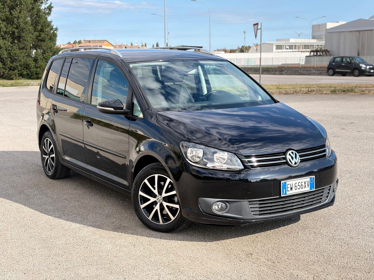 Volkswagen Touran 1.6 TDI 2014 7 posti