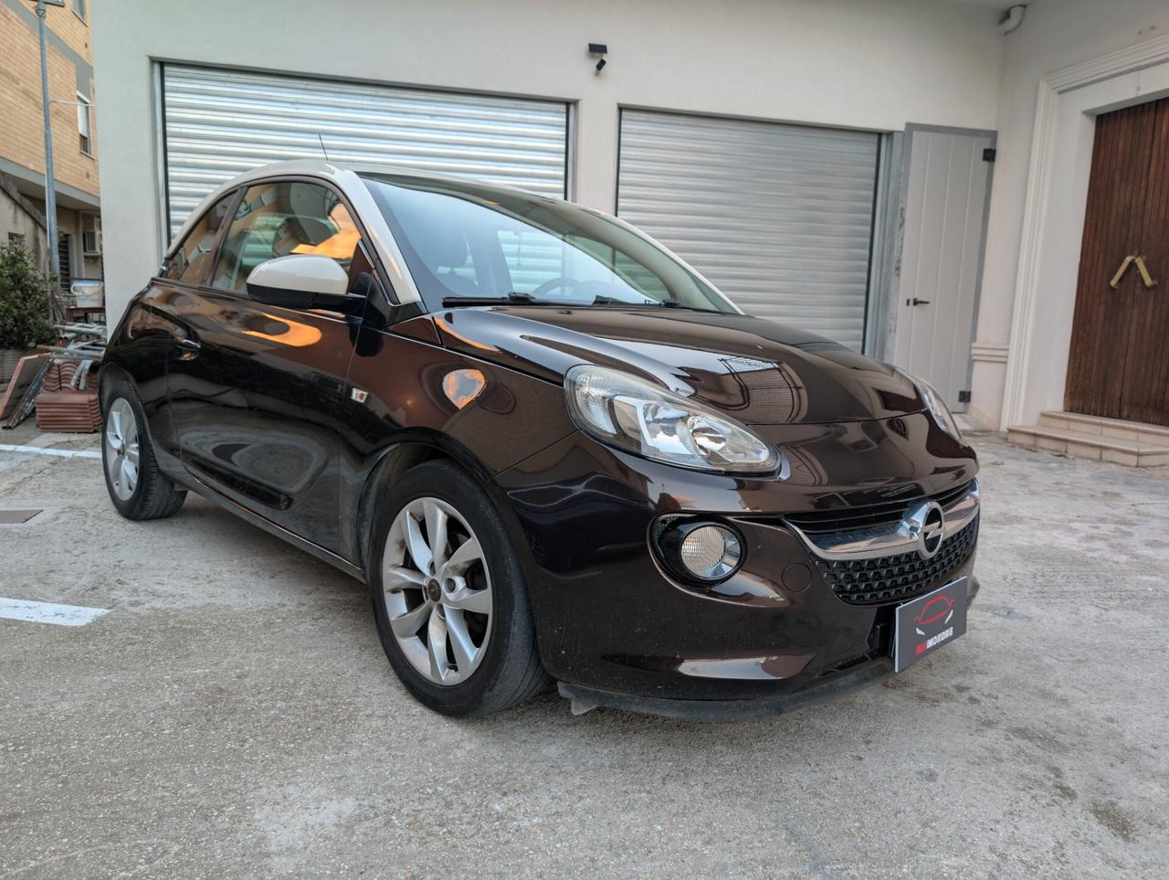 Opel Adam 1.4 87CV GPL 2014