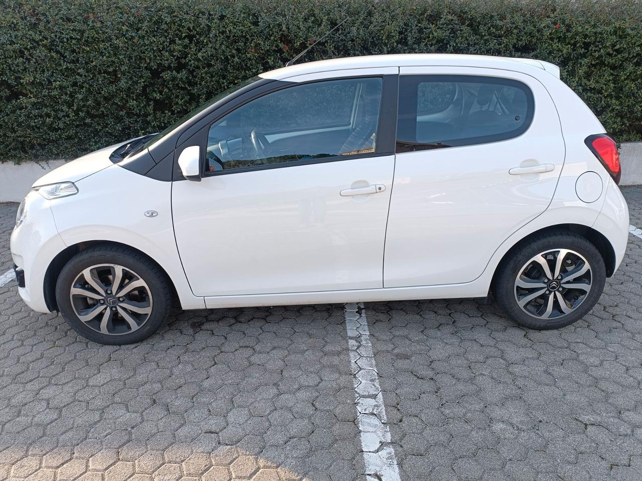 Citroen C1 VTi 72 S&S 5 porte Shine
