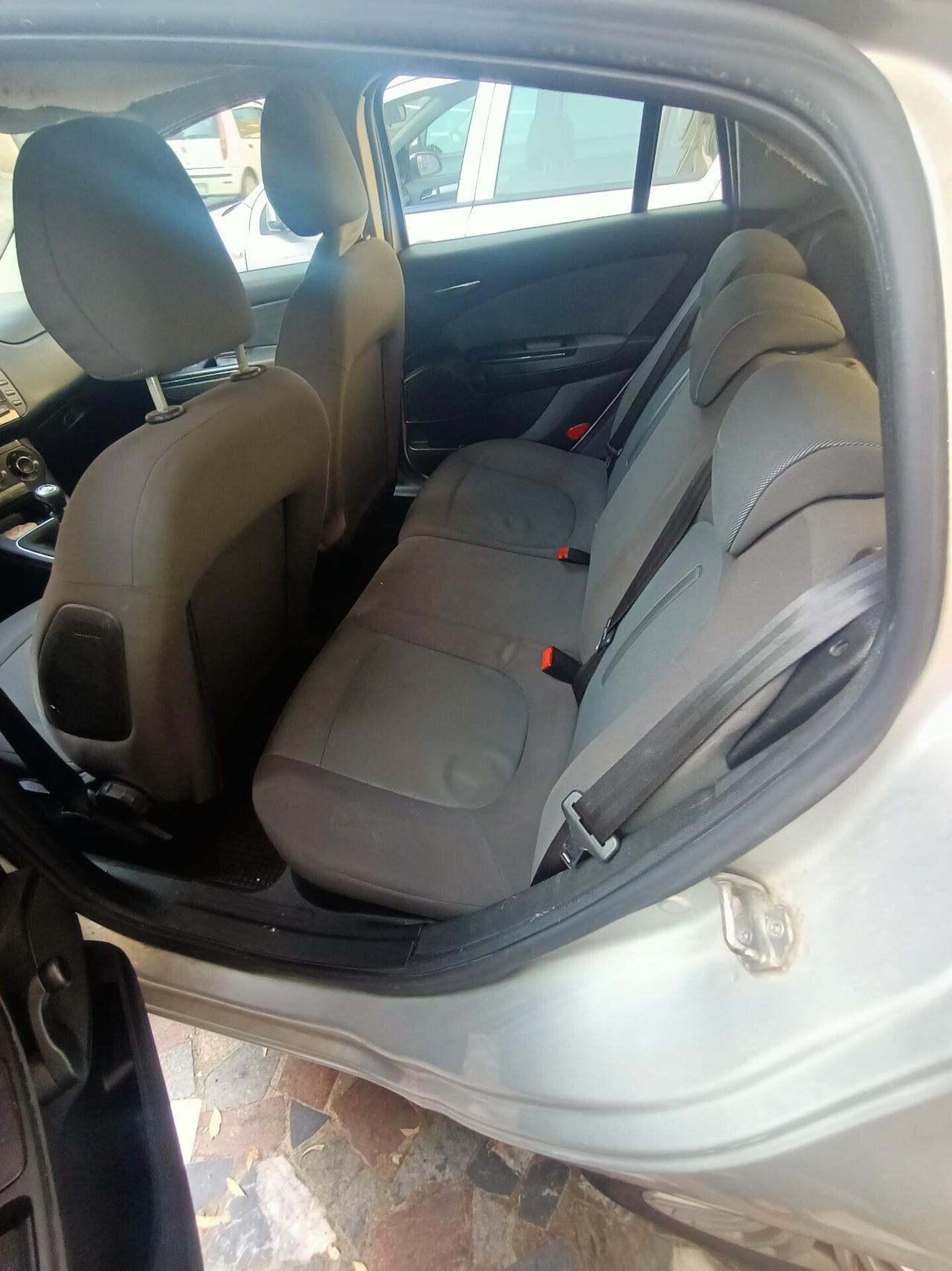 Fiat Bravo 1.4 Dynamic GPL KM 86000 € 4.600 TRATT.