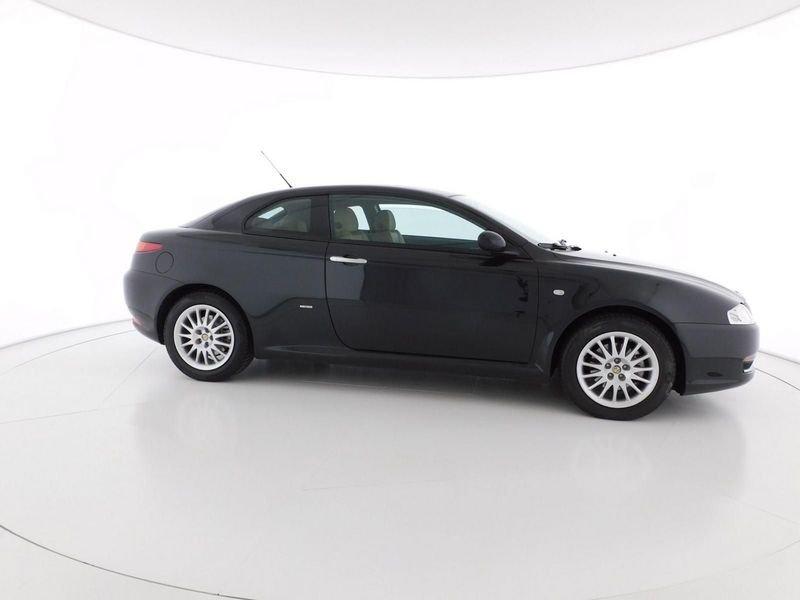 Alfa Romeo GT 1.8 16V TS Distinctive