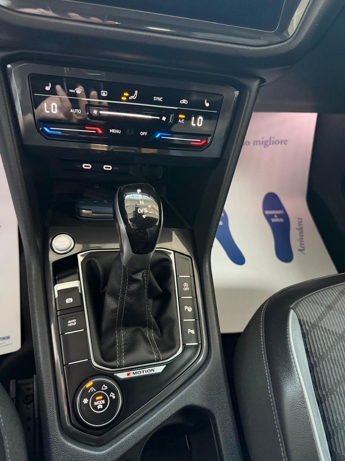Volkswagen Tiguan Allspace 2.0 TDI SCR DSG 4MOTION R-Line 7 posti Gancio traino