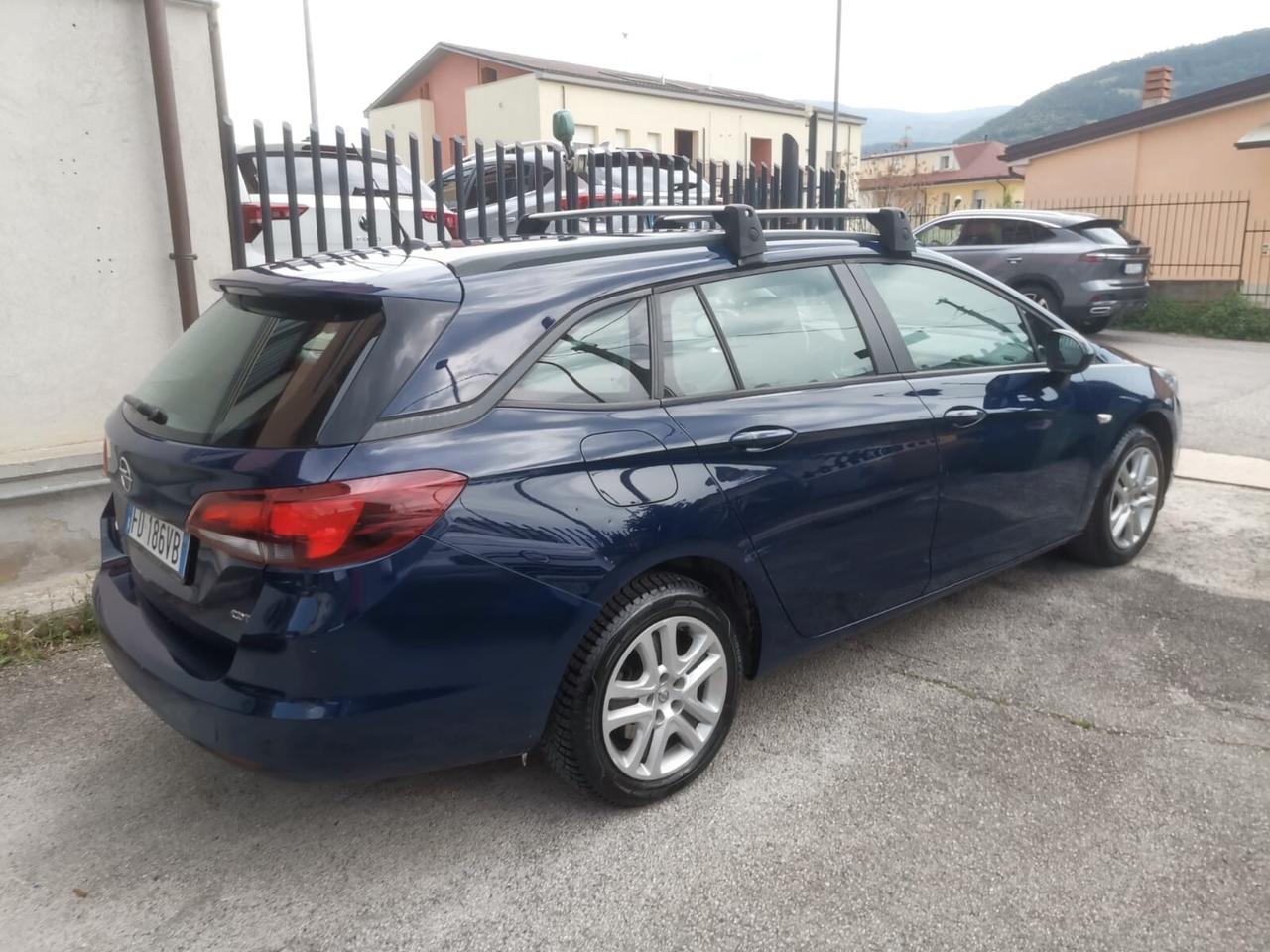 Opel Astra 1.6 CDTi 136CV aut. Sports Tourer Elective station wagon