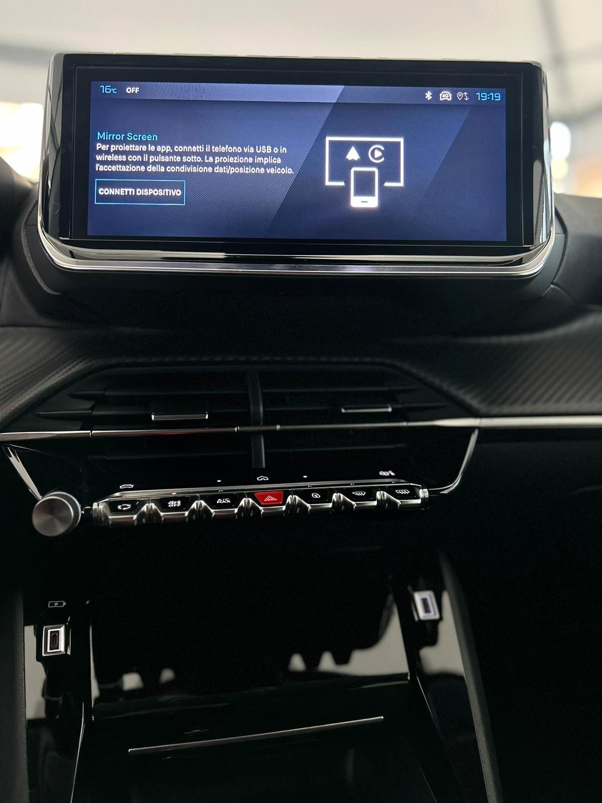 Peugeot 208 PureTech 1.2 benzina 100 cv Stop&Start 5 porte Allure