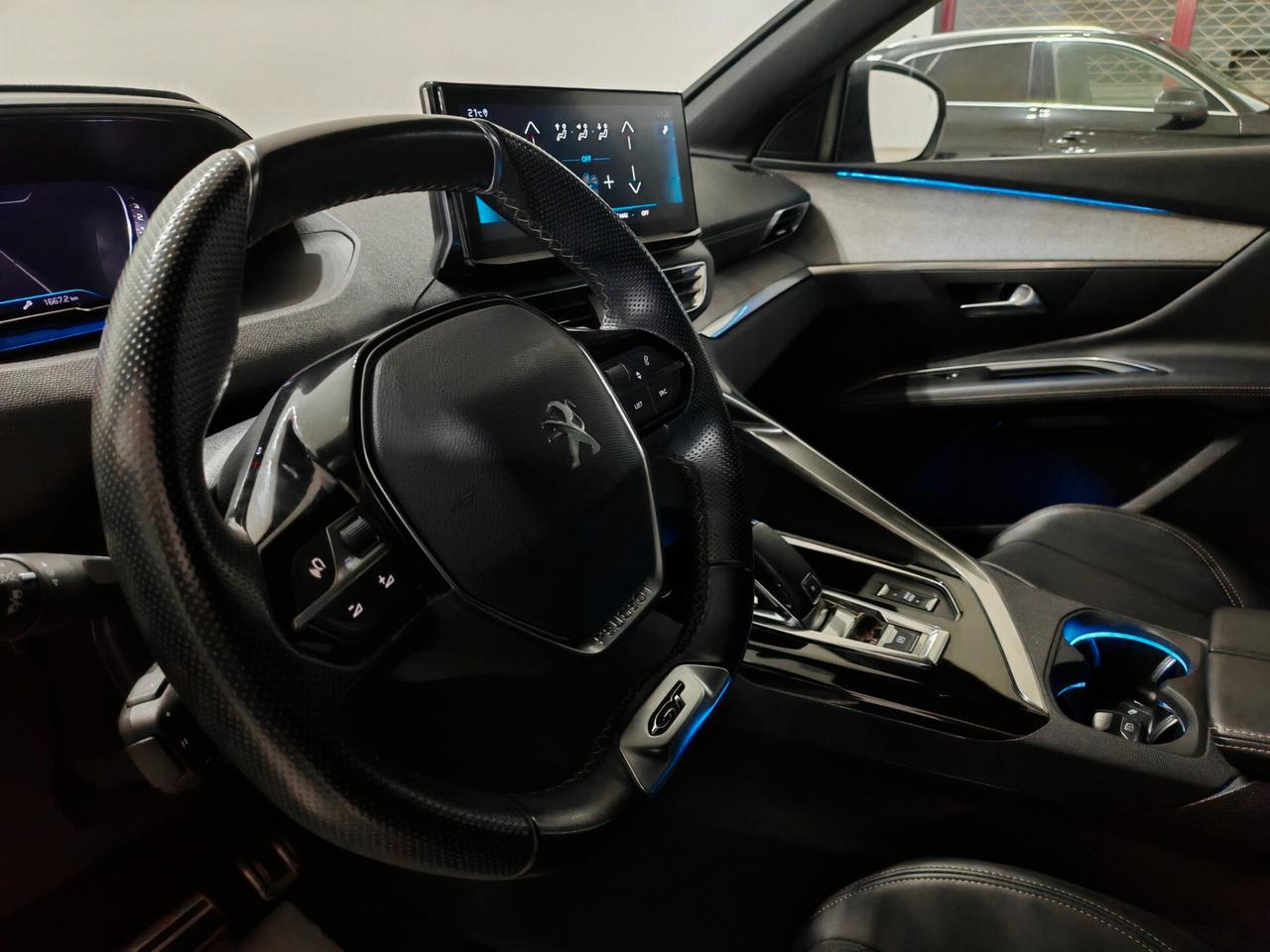 Peugeot 3008BlueHDi GT Pack navig cam 2022
