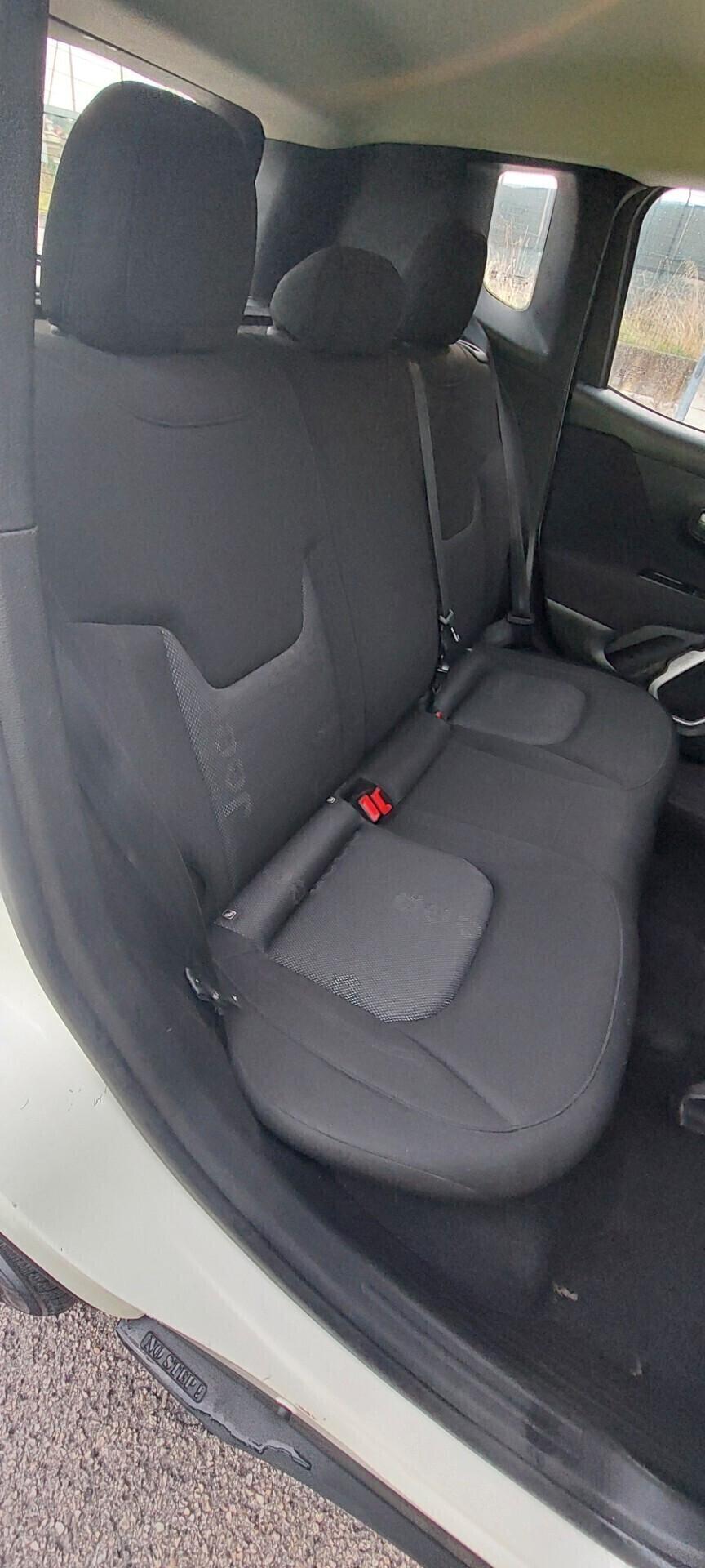 JEEP RENEGADE 2,0 DIESEL 120 CV 4WD 4X4 NAVIGATORE TELEFONO SENSORI IMPECCABILE