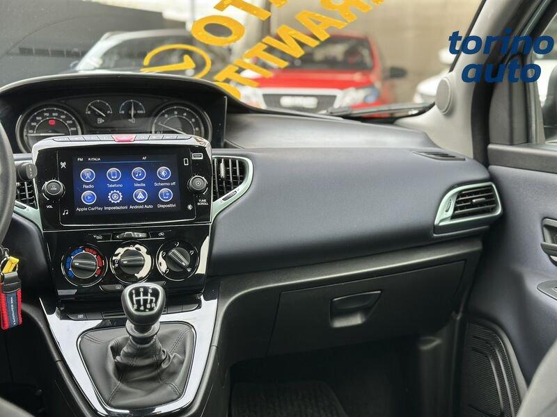 Lancia Ypsilon Ypsilon 1.0 firefly hybrid Gold s&s 70cv 5p.ti