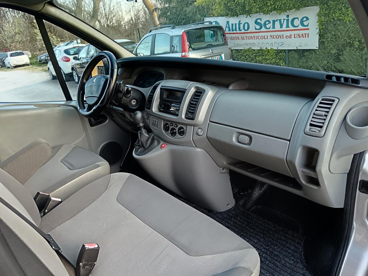 Renault Trafic 2.0 DCI 115CV 6 POSTI COMBI