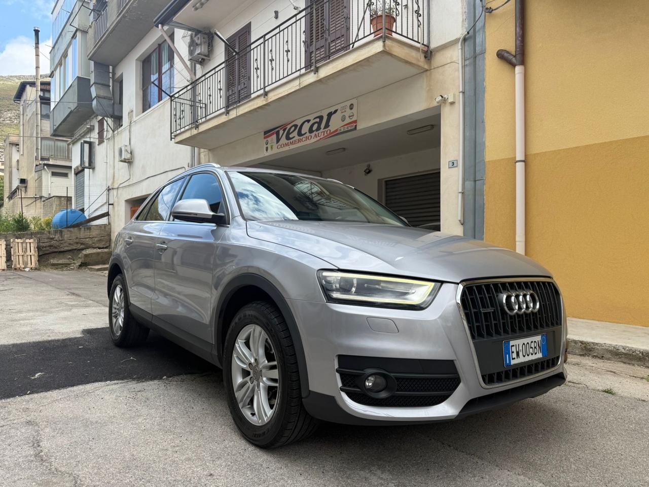 Audi Q3 2.0 TDI Advanced 140 cv