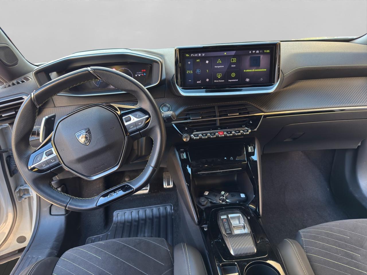 Peugeot 2008 PureTech 130 S&S EAT8 GT