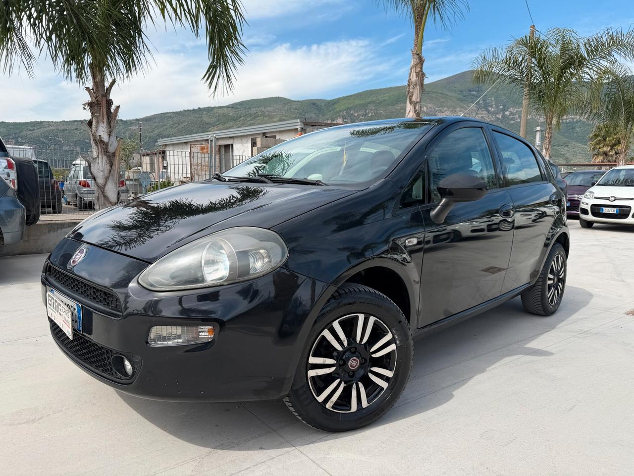 FIAT PUNTO ANNO 2014 1.4 NATURAL/POWER 77 CV