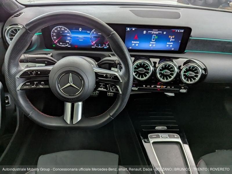 Mercedes-Benz Classe A 180D SEDAN PREMIUM AMG LINE AUTOMATIC "NEOPATENTATI"