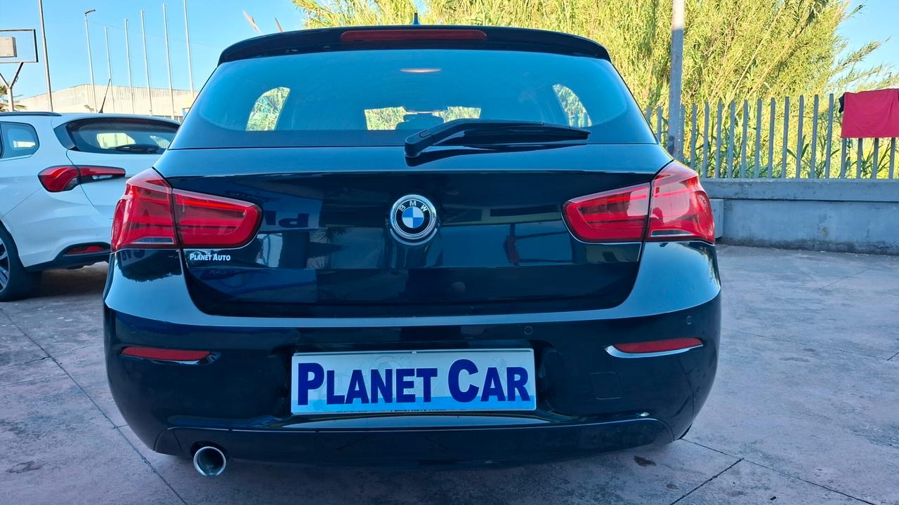 Bmw 116 116d 5p. Urban UNICO PROPRIETARIO--PER NEOPATENTATI