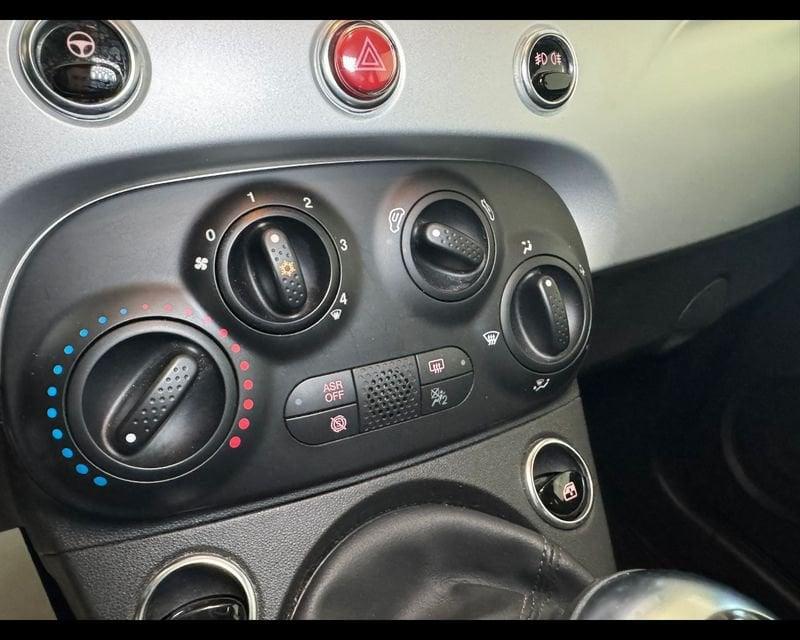 FIAT 500 (2015--->) 1.0 Hybrid Connect