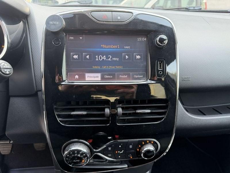 Renault Clio Clio 5p 1.2 Costume National DUEL 75cv FULL OPTIONAL