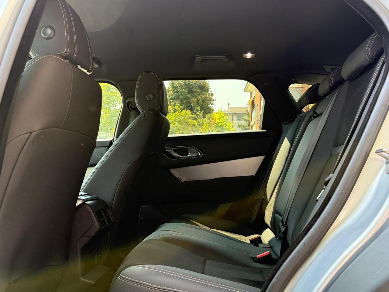 Land Rover Range Velar 3.0D V6 300 CV R-Dynamic HSE