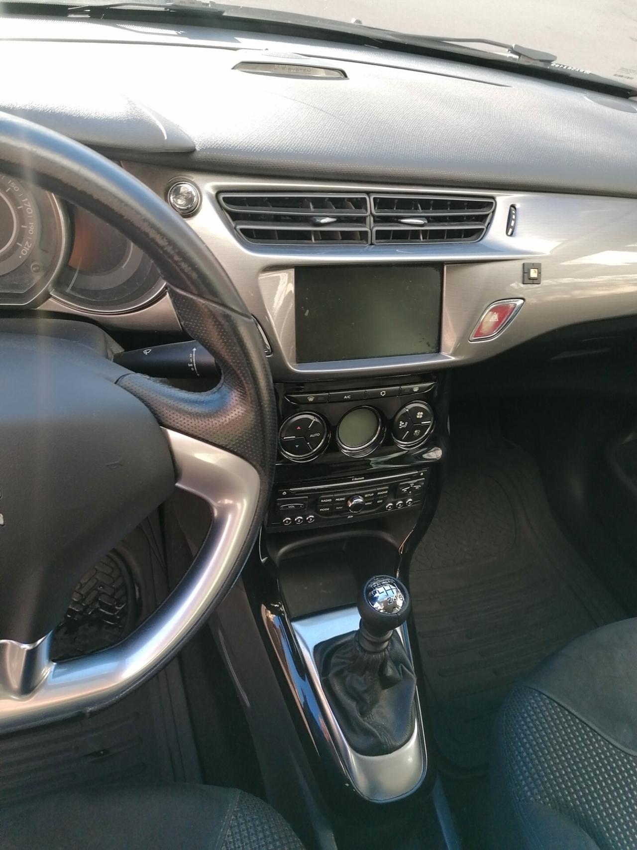 Citroen C3 1.6 e-HDi 110 Exclusive-Navy-Tetto