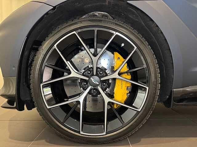 Aston Martin DBX DBX707