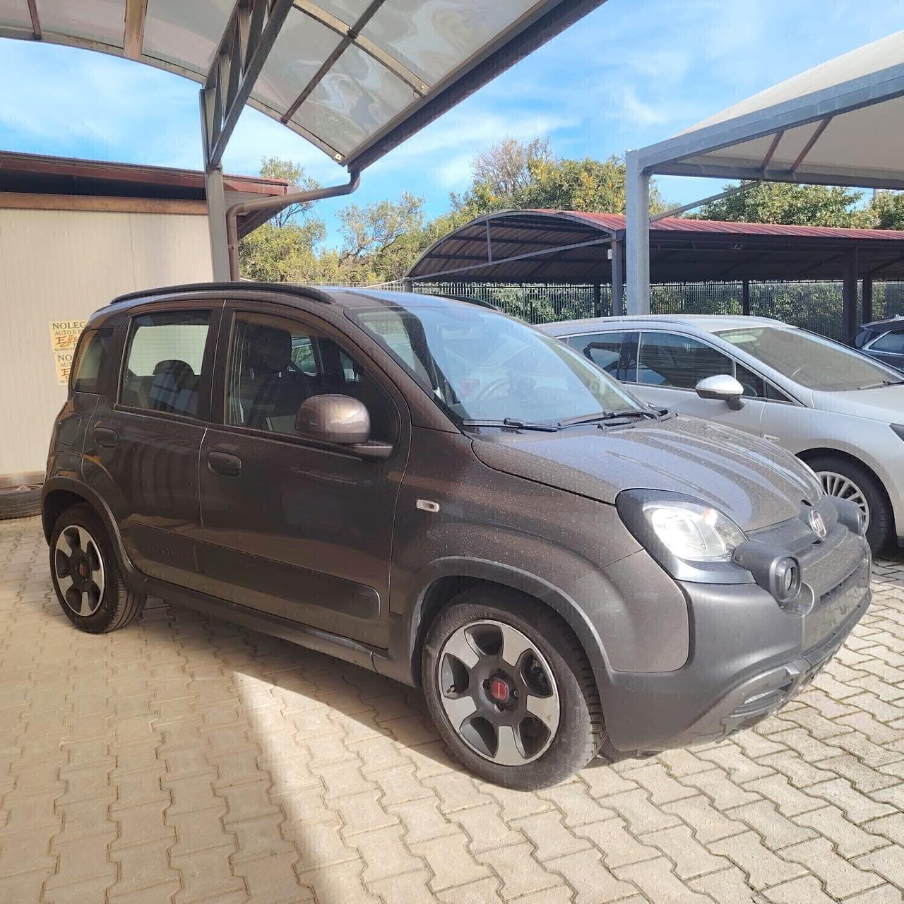 Fiat Panda 1.0 FireFly S&S Hybrid City Cross