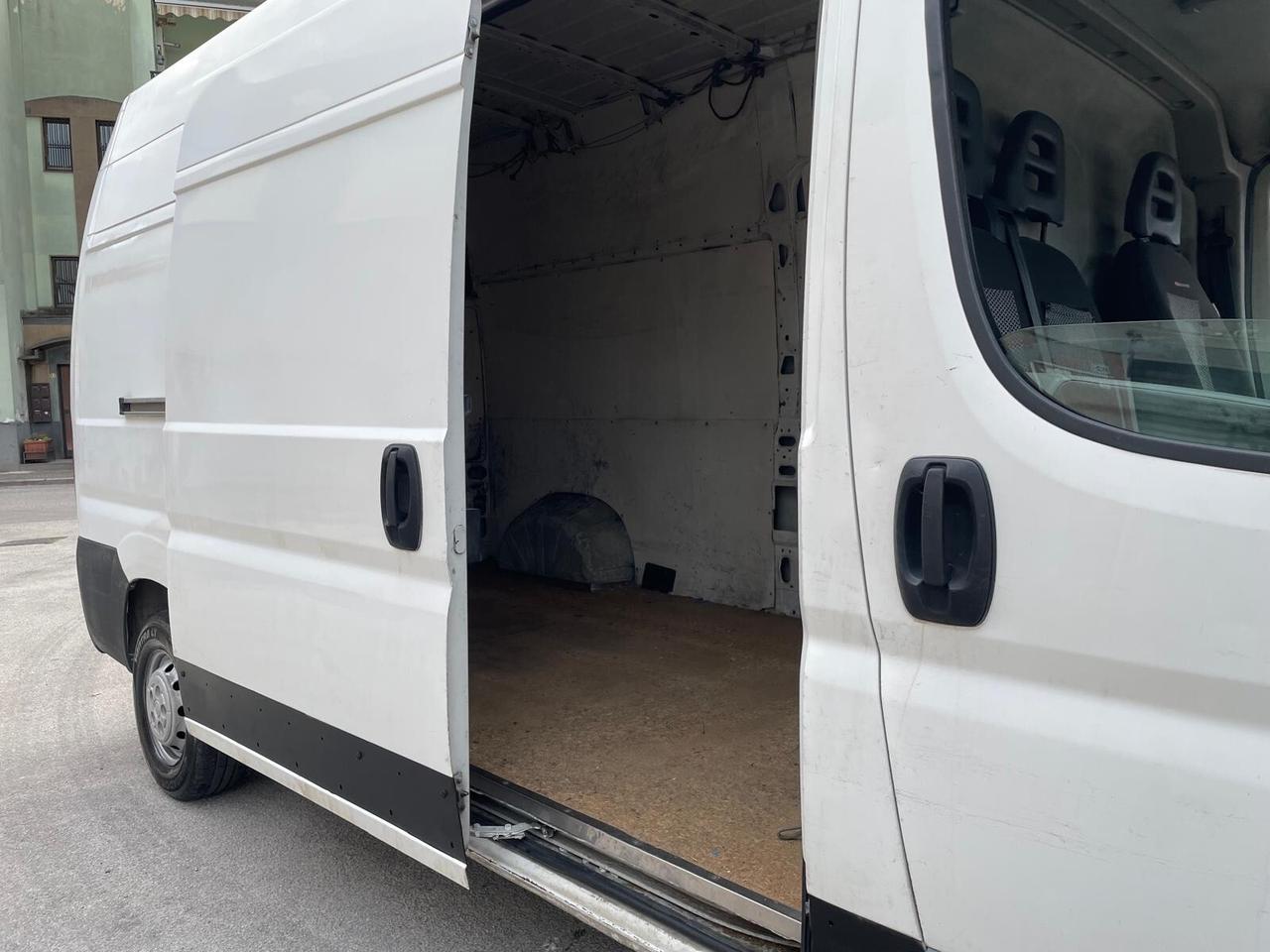 Fiat DUCATO PASSO LUNGO TETTO ALTO 2.3 DIESEL CON 220MILA KM