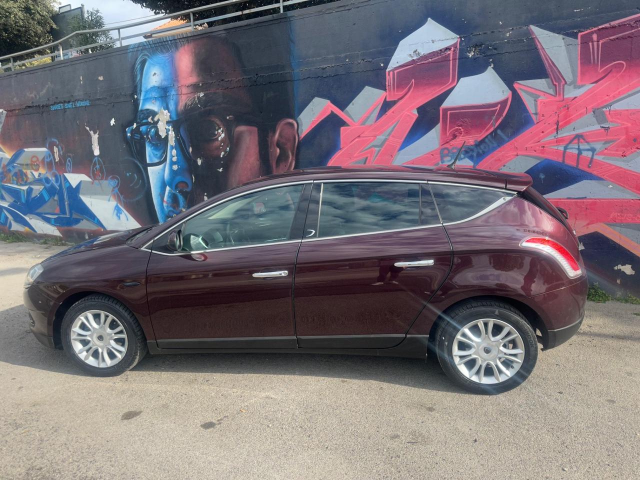 LANCIA DELTA 1.6MJET AUTOMATICA/PELLE/R.CAMERA/LED