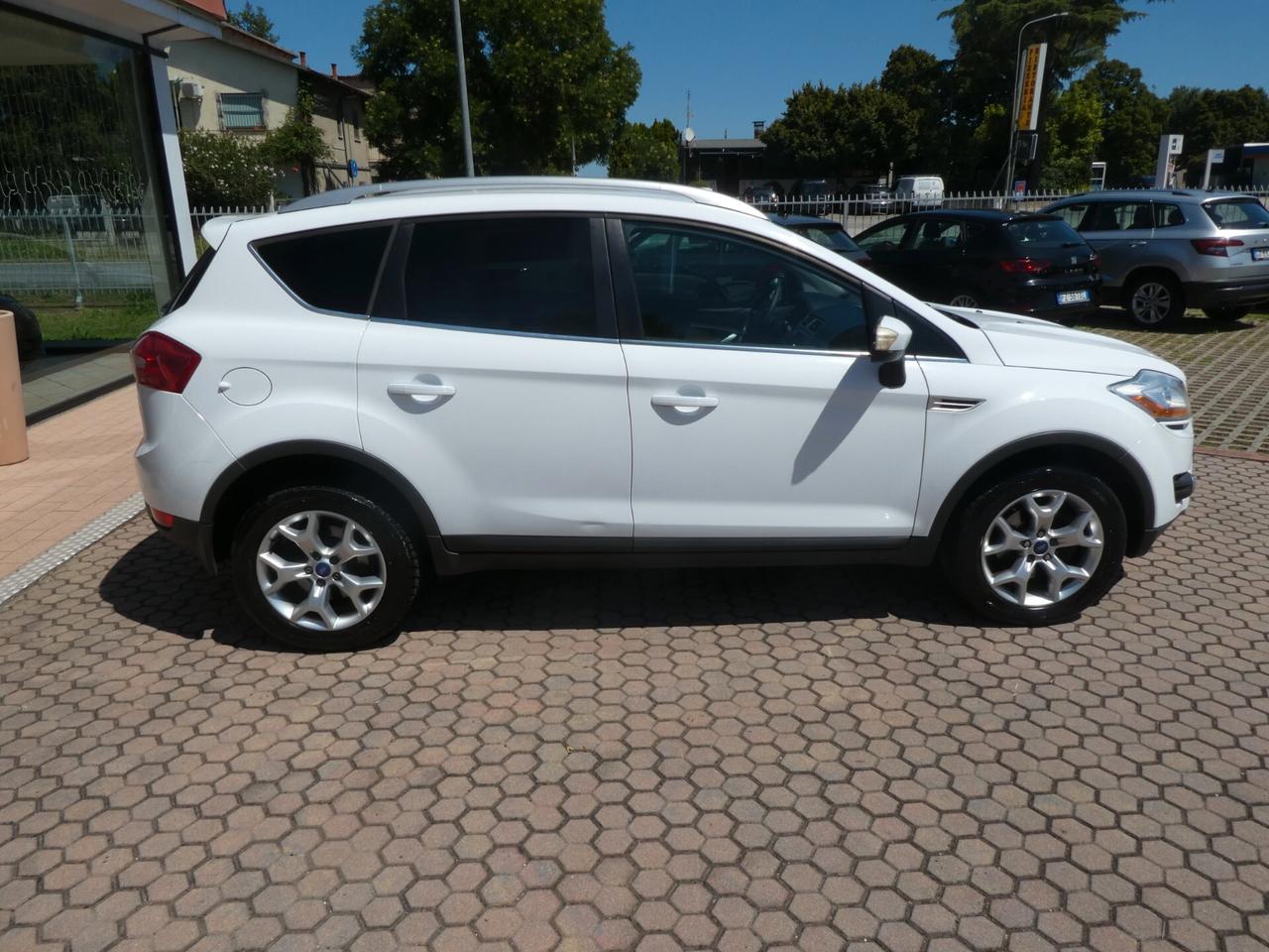 Ford Kuga Kuga+ 2.0 TDCi 140 CV 2WD DPF