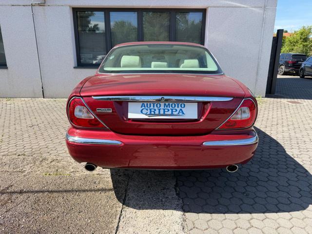 JAGUAR XJ 4.2 BENZINA V8 EXECUTIVE