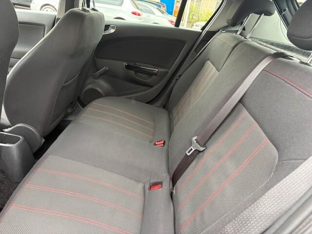 Opel Corsa 1.4 16V 5 porte Sport