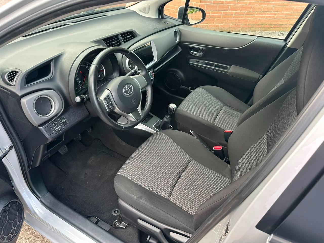 Toyota Yaris benzina 5 porte