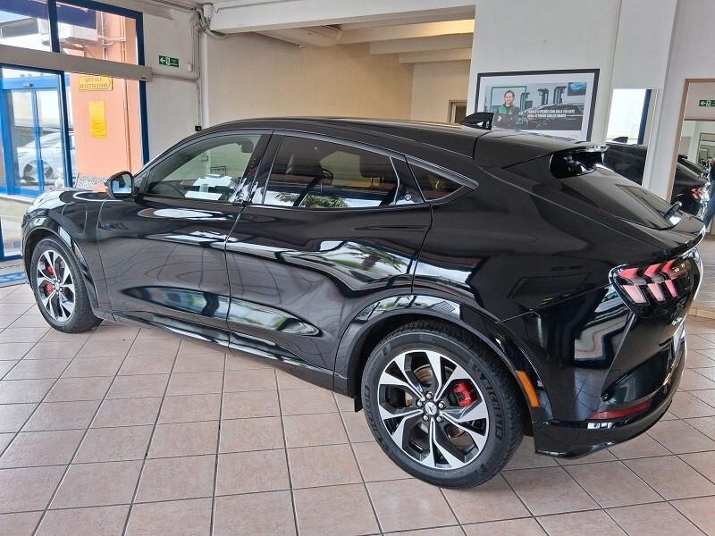 Ford Mustang Mach-E AWD Elettrico Standard 269CV