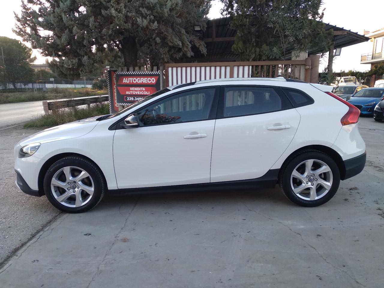 Volvo V40 Cross Country D2 Momentum