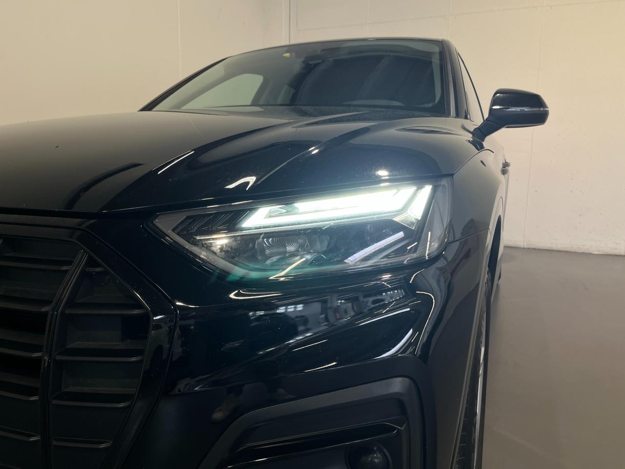 AUDI Q5 SPORTBACK 40 TDI S-TRONIC QUATTRO BUSINESS ADVANCED