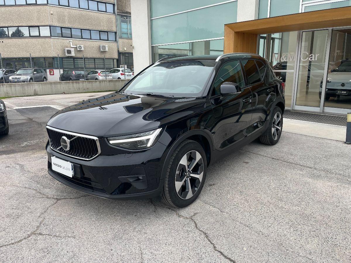 VOLVO - XC40 - B3 automatico Core