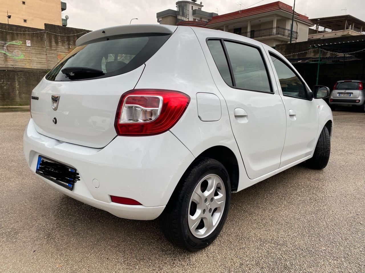 Dacia Sandero 1.2 75CV anno 2015