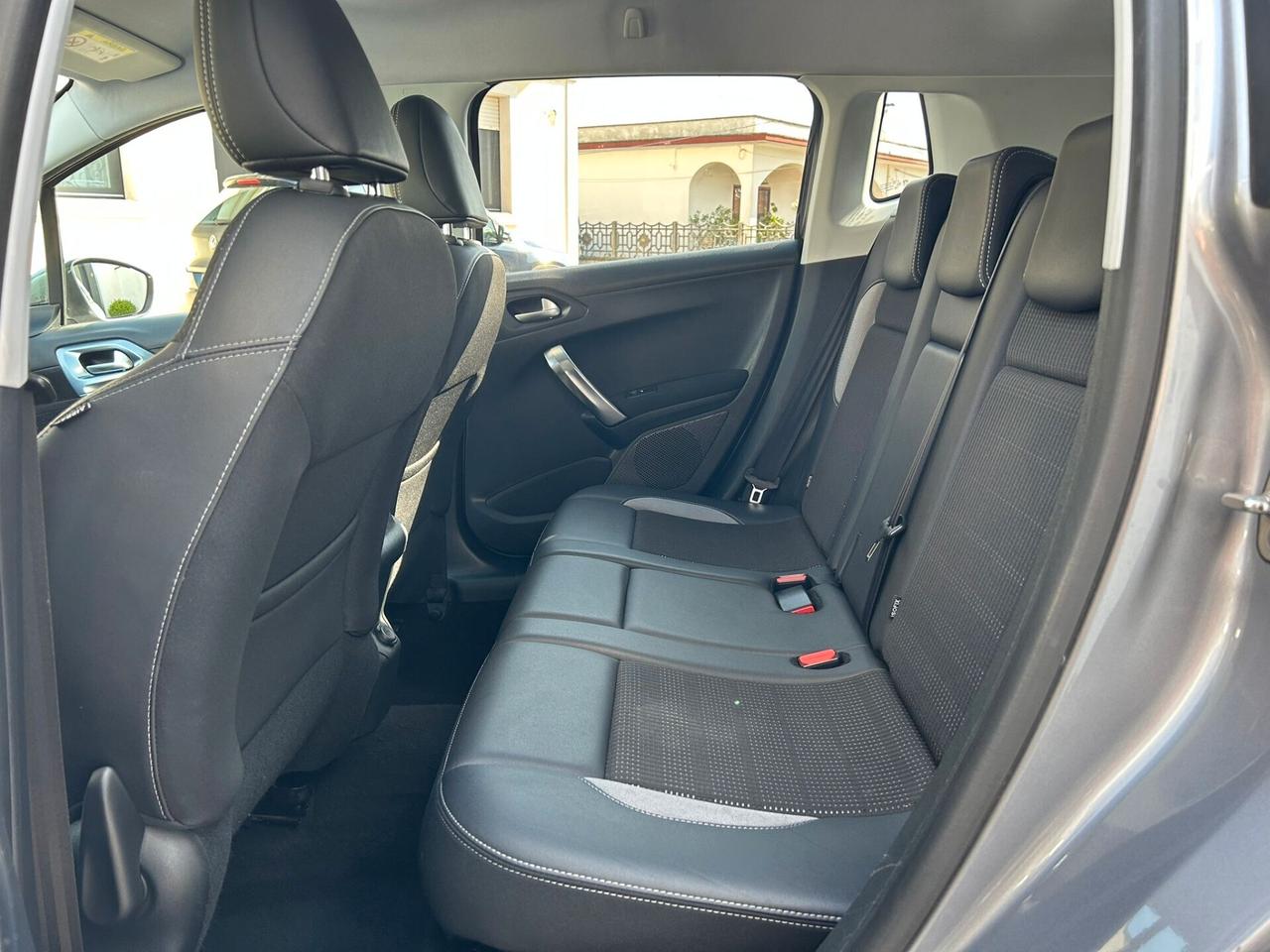 Peugeot 2008 1.6 HDI 100Cv ALLURE Km82.000-2018