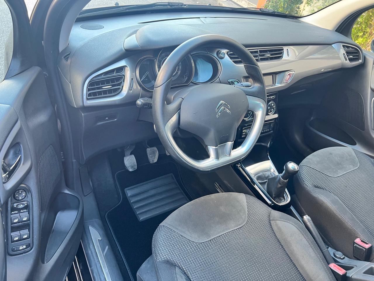 Citroen C3 1.4 75cv Exclusive OK NEOPAT. PDC/CLIMA PERFETTA!