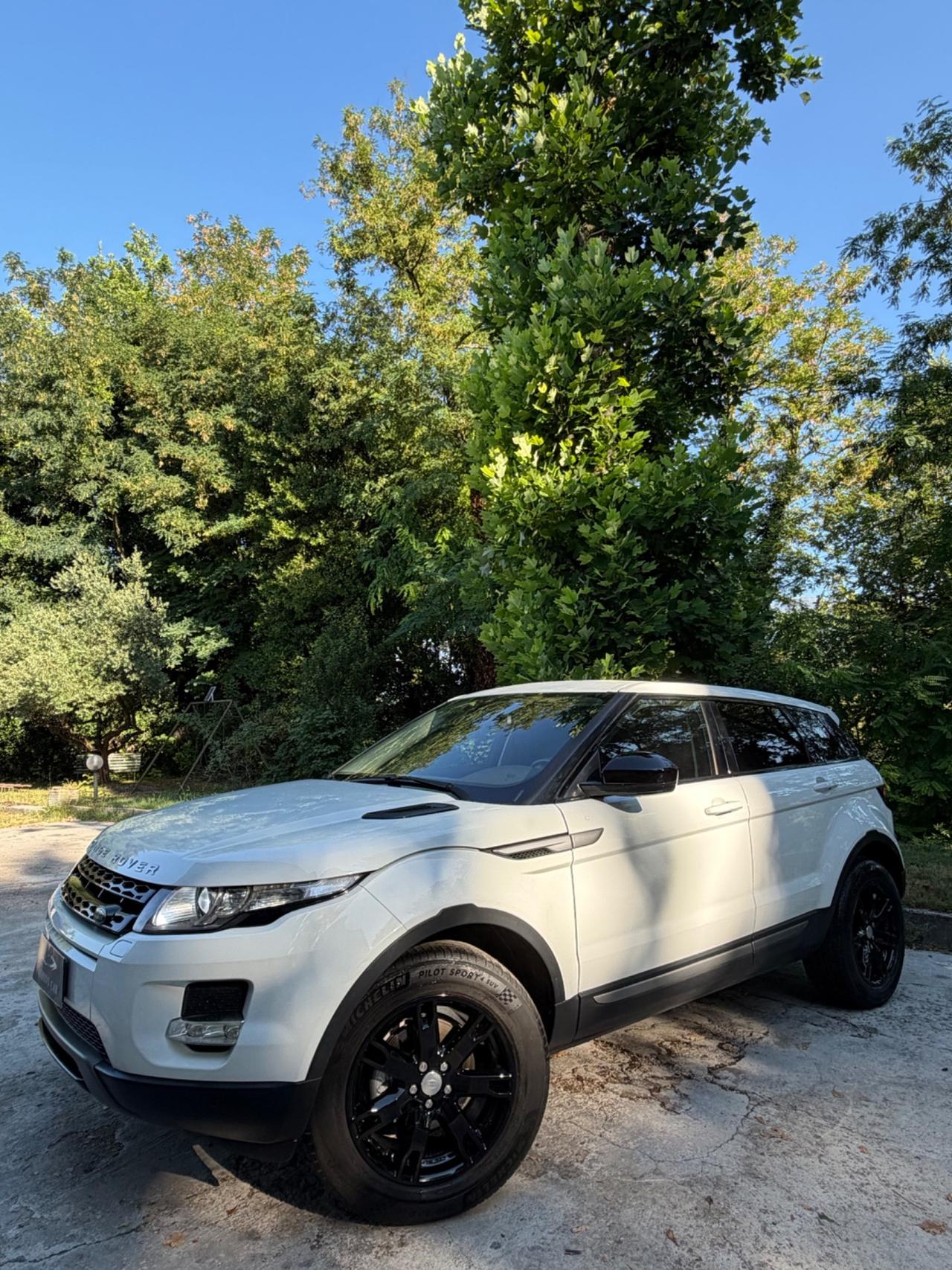Land Rover Range Evoque 2.2 TD4 5p. Dynamic