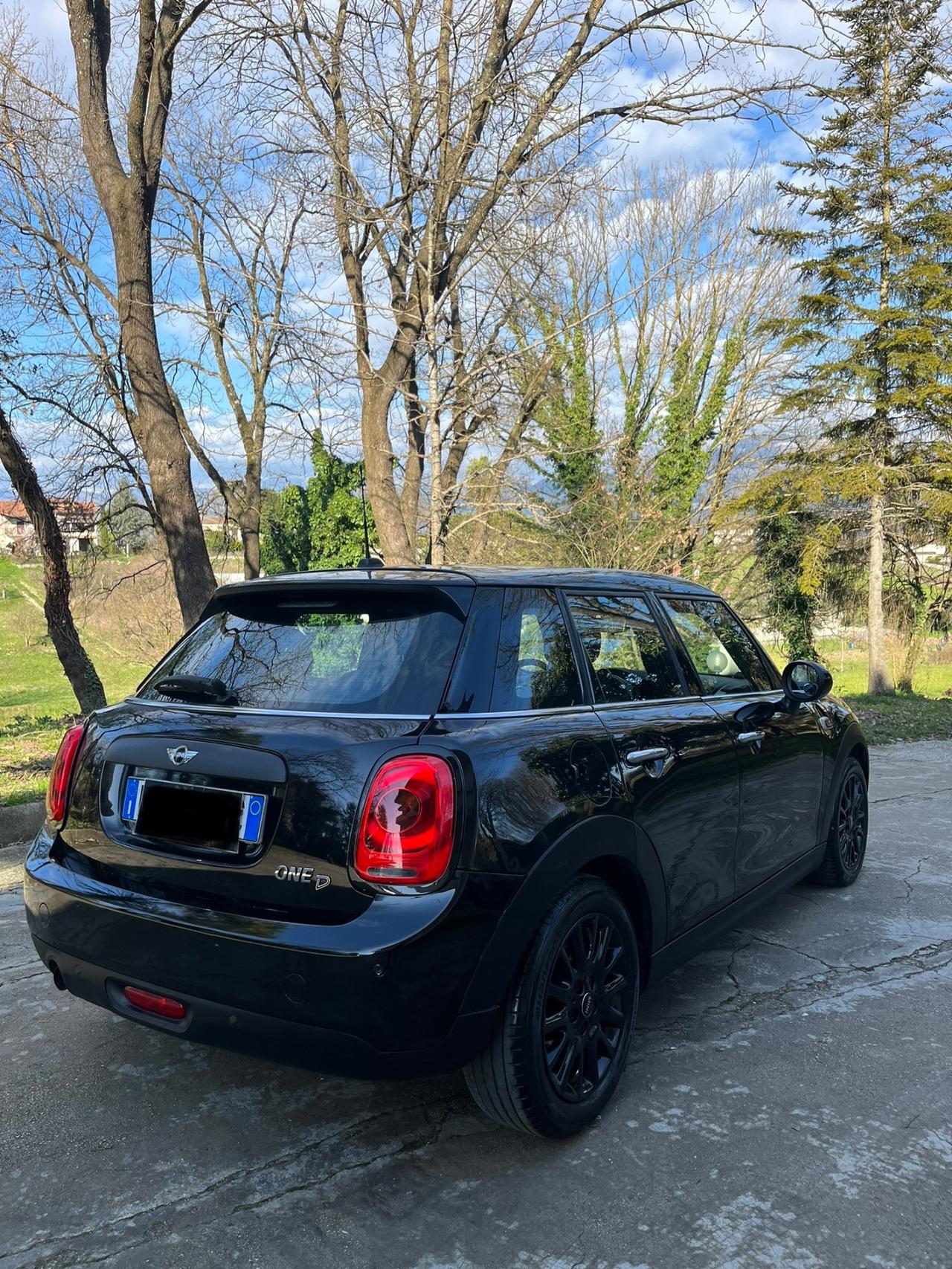 Mini One D 1.5 TOTAL BLACK OCCASIONE 5p