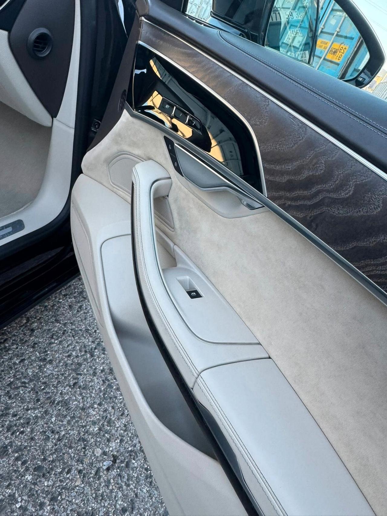 Audi A8 L 60 TDI 4.0 quattro tiptronic