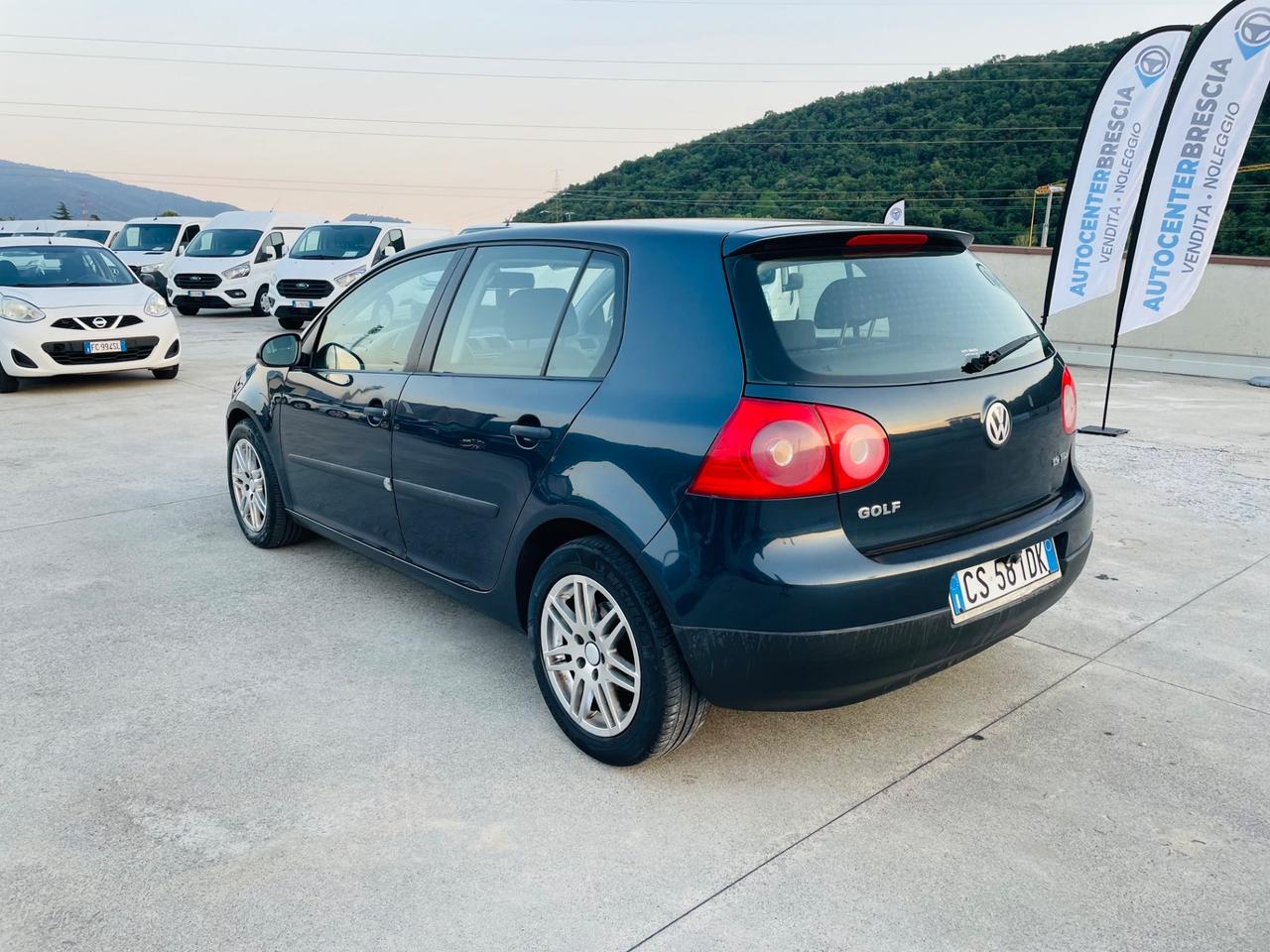 Volkswagen Golf 1.9 TDI 5porte SportLine