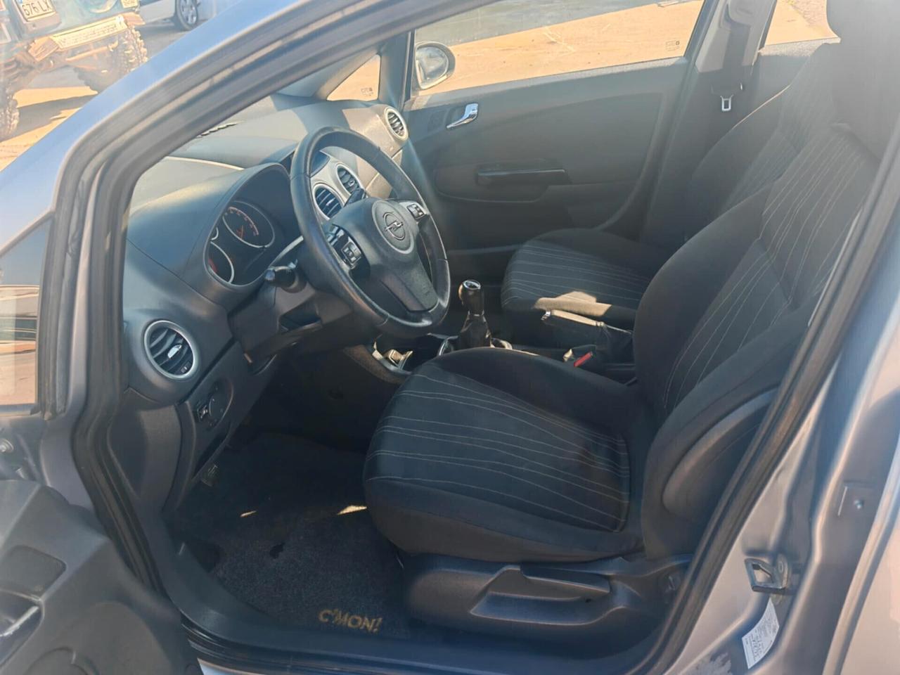 Opel Corsa 1.2 5 porte Enjoy