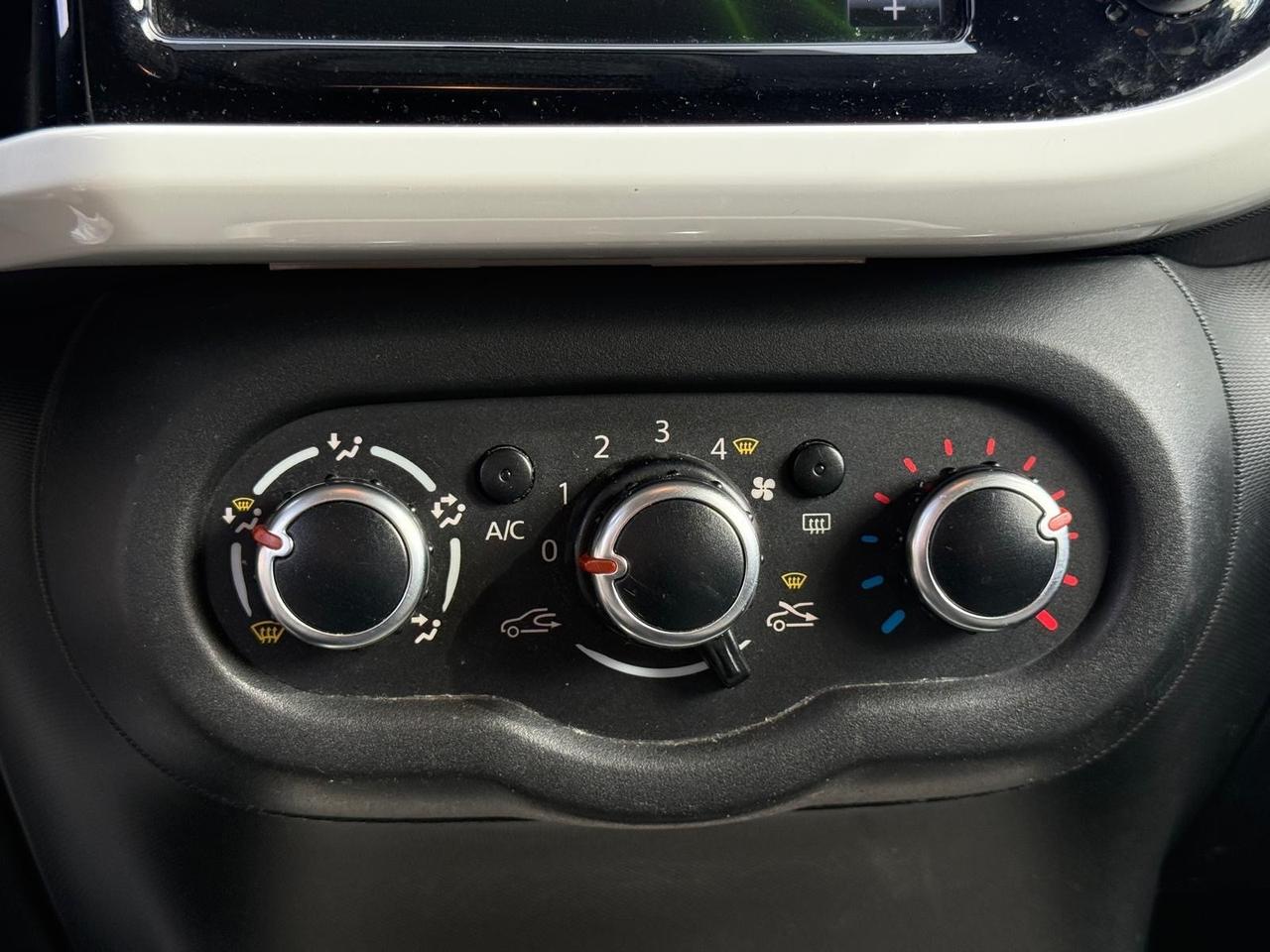 Renault Twingo SCe EDC Intens Limited Navi/Camera