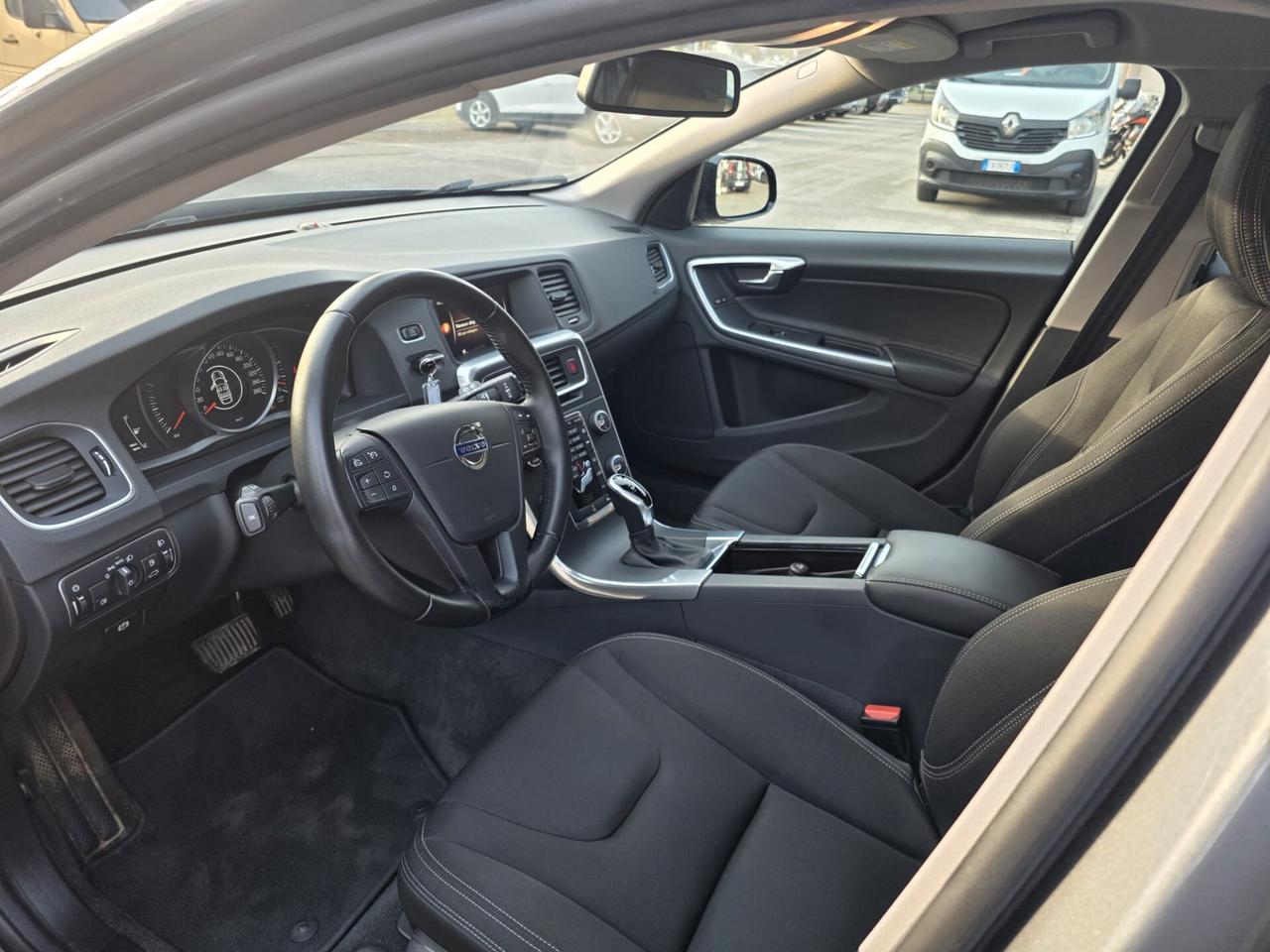 Volvo V60 Cross Country D3 Geartronic Pro