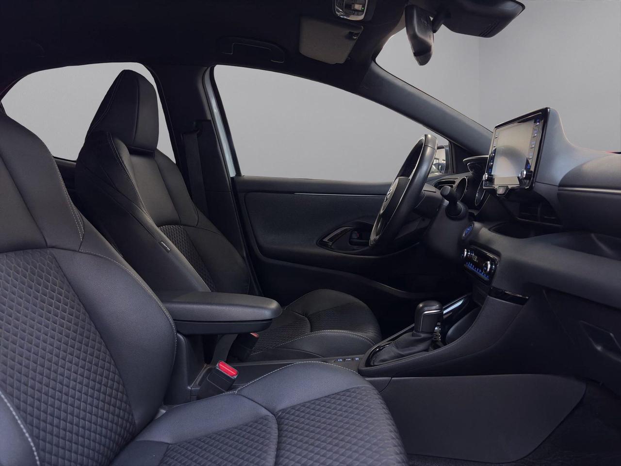 Toyota Yaris 1.5h Style