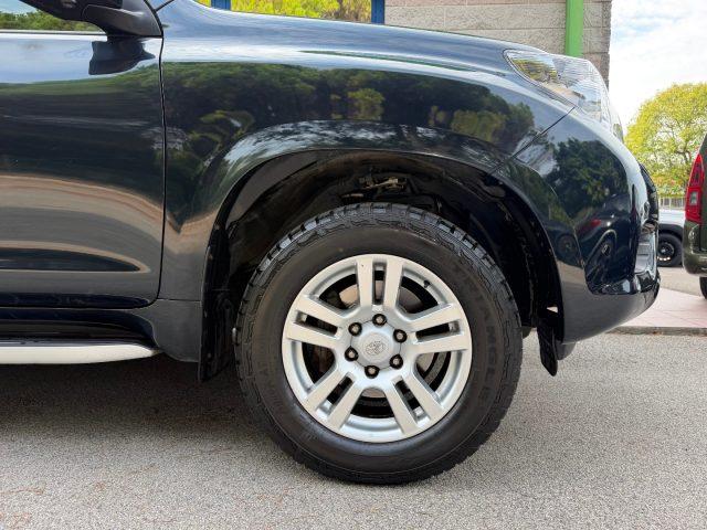 TOYOTA Land Cruiser 50 173CV 3.0 D-4D 7 POSTI INTERNI PELLE AUT.